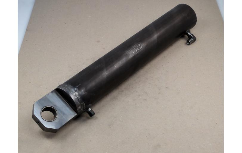 40571604 - LS Tractor Part