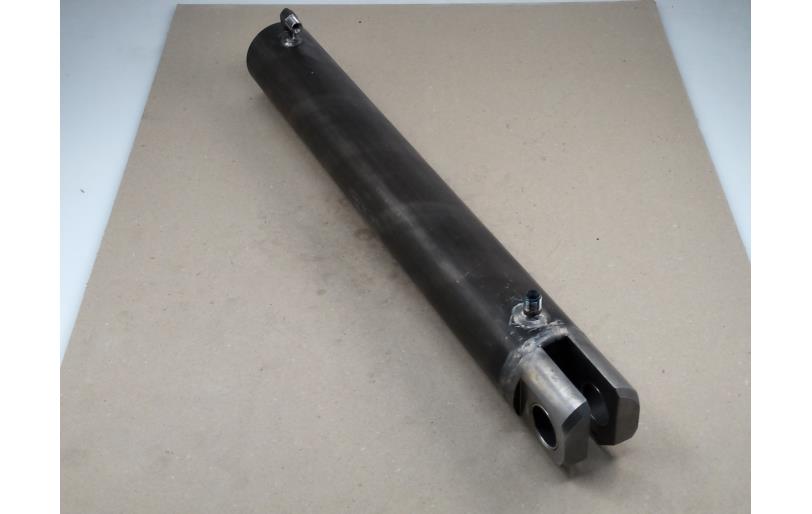 40571588 - LS Tractor Part