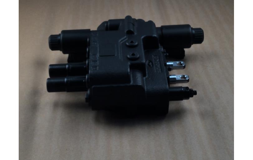 40539943 - LS Tractor Part